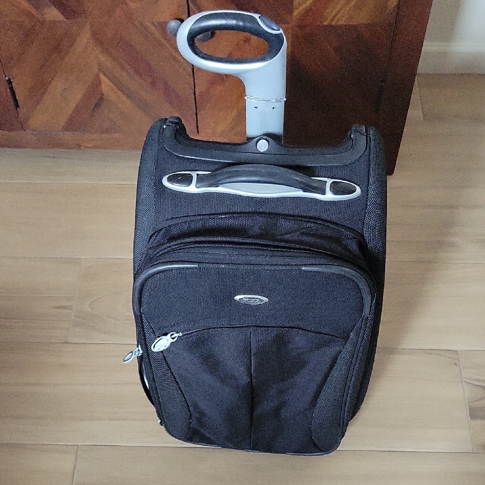 Tumi Transporter T3 Black Rolling Bag